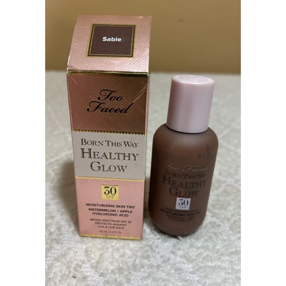 Too Faced Born This Way Healthy Glow SPF 30 Moisturizing Skin Tint Color Sable